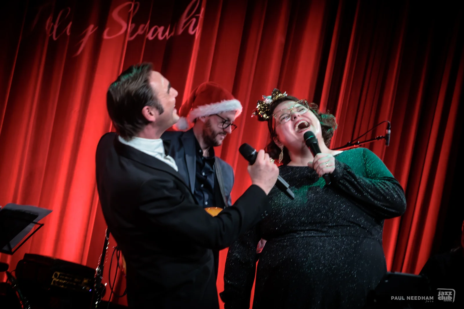 2023 21 21 // Christmas at the Club mit Teddy Schmacht