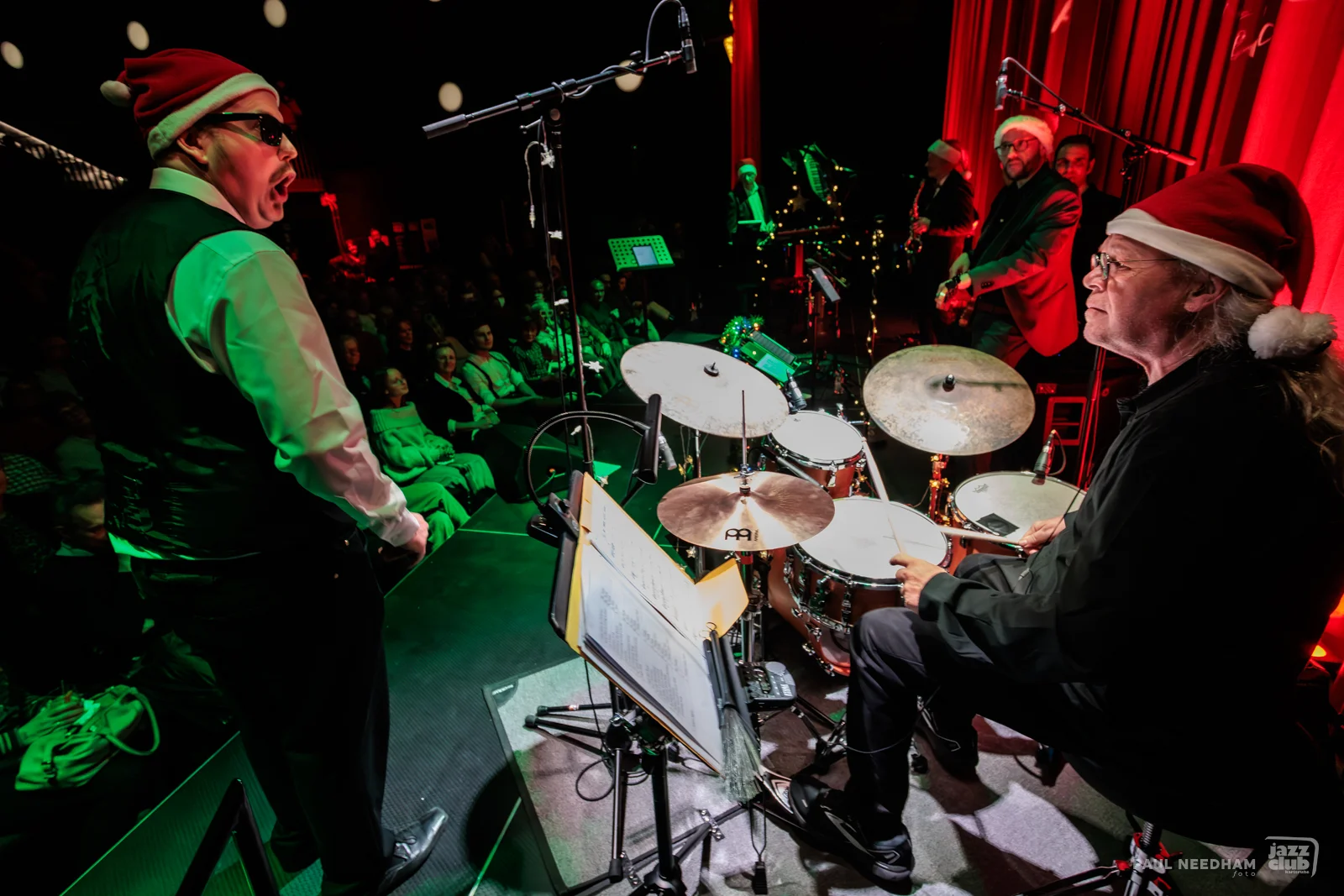 2023 21 21 // Christmas at the Club mit Teddy Schmacht