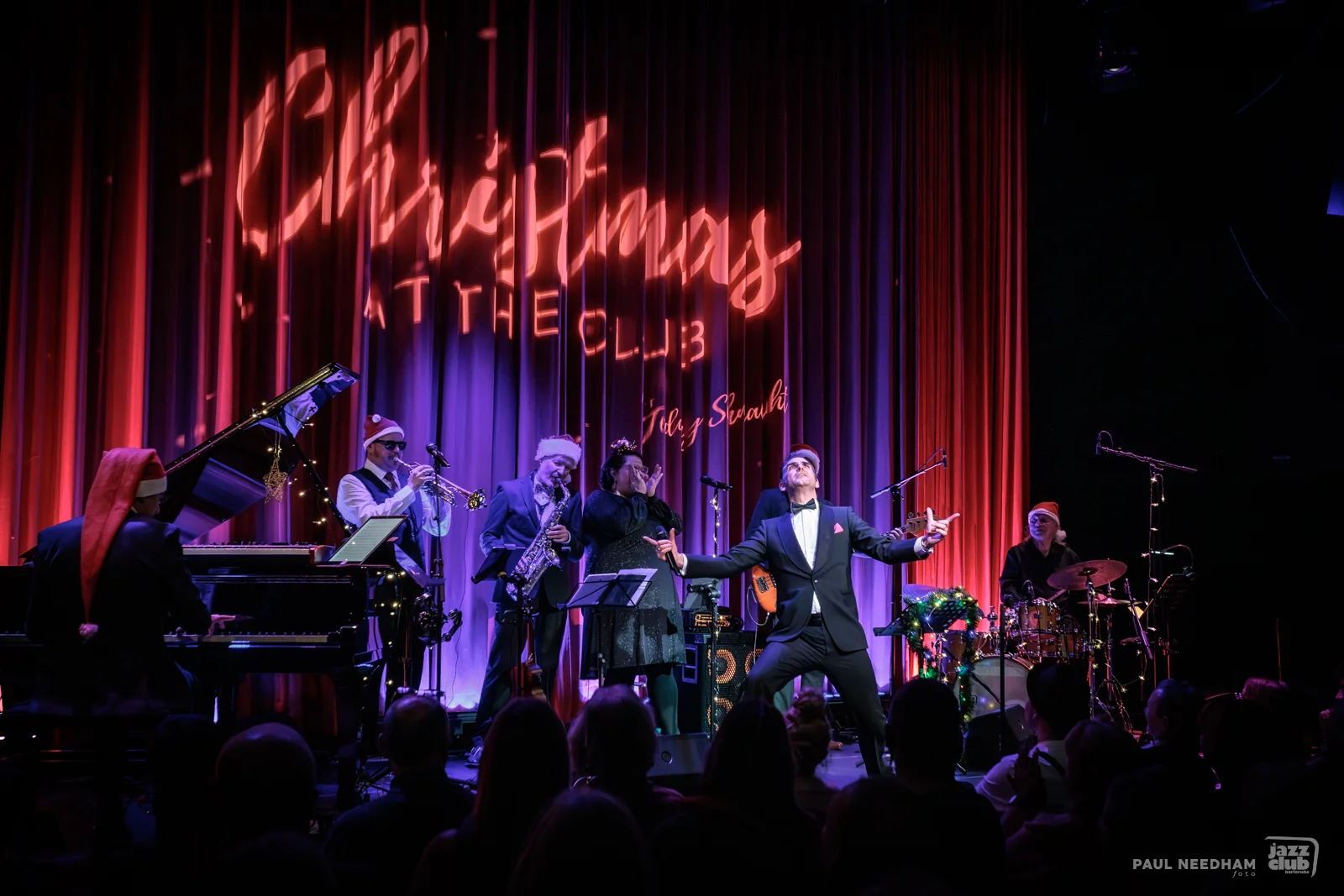 2023 21 21 // Christmas at the Club mit Teddy Schmacht