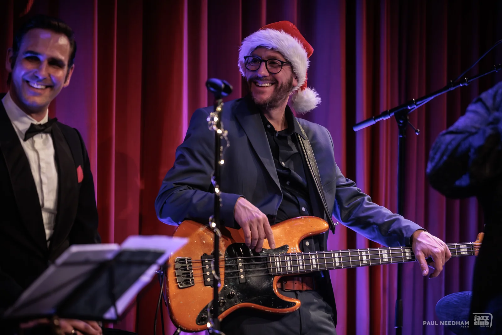 2023 21 21 // Christmas at the Club mit Teddy Schmacht