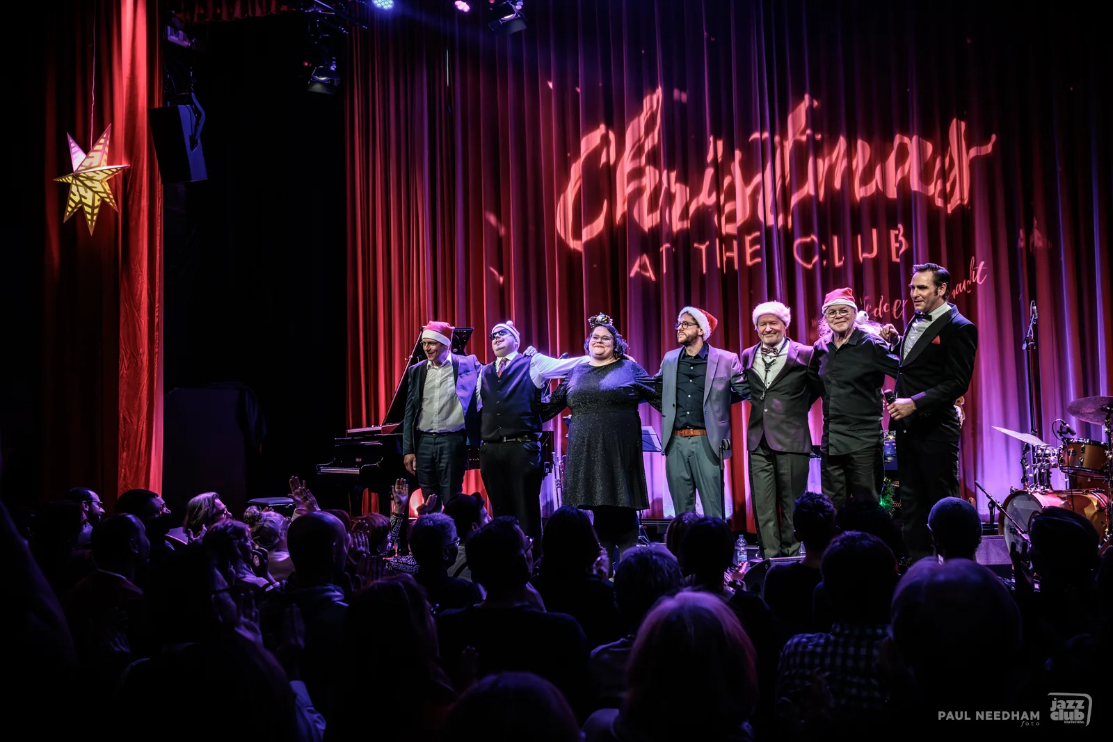 2023 21 21 // Christmas at the Club mit Teddy Schmacht